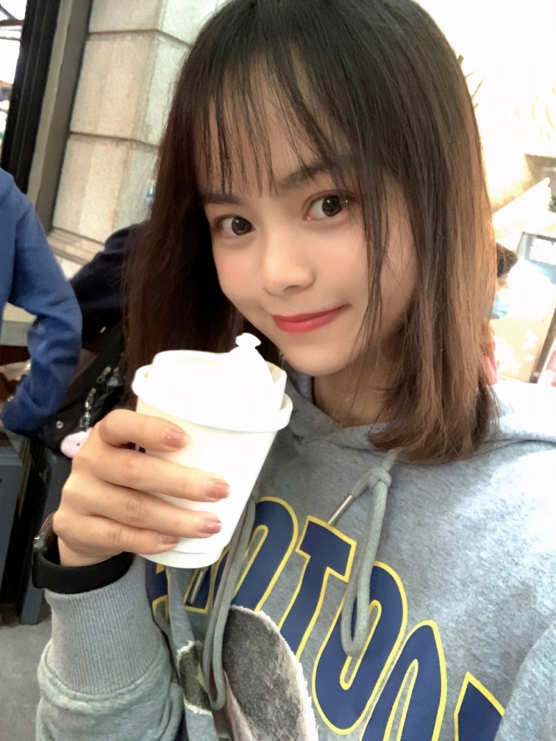 陆小姐