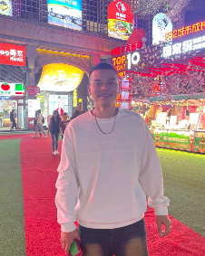 默默